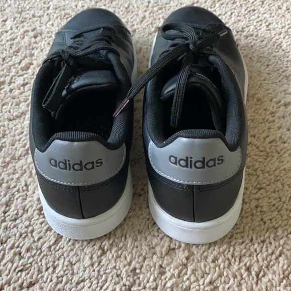 Adidas Stan Smiths - Picture 3 of 5